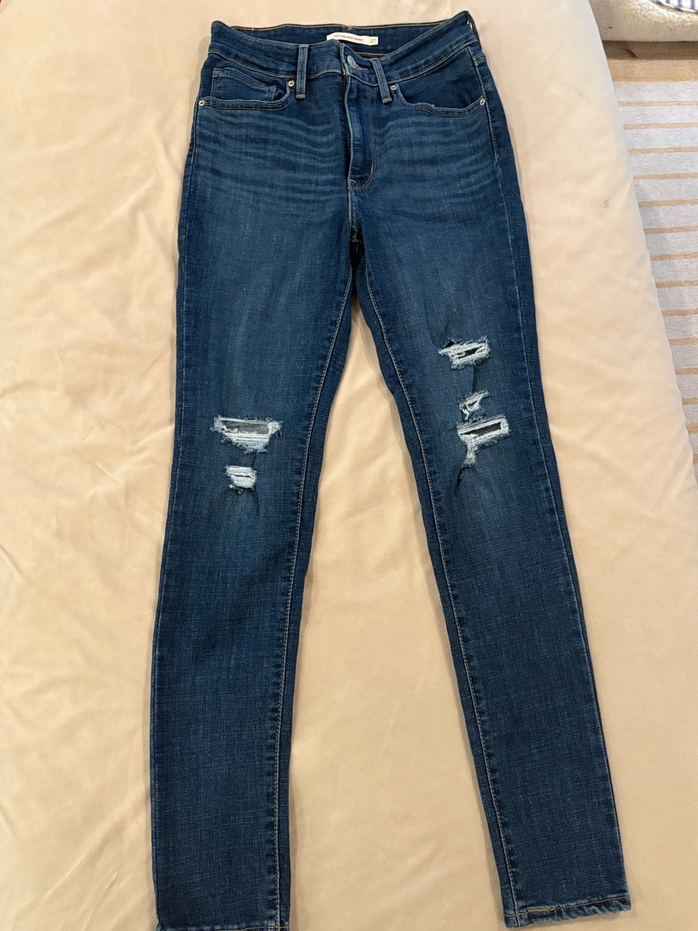 Levi’s 721 High Rise Skinny Jeans